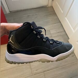 Jordan 11 (3Y/ Women 5)